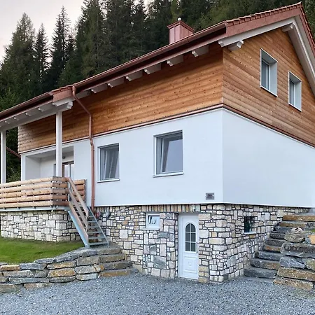 Traumhaus Lägenhet